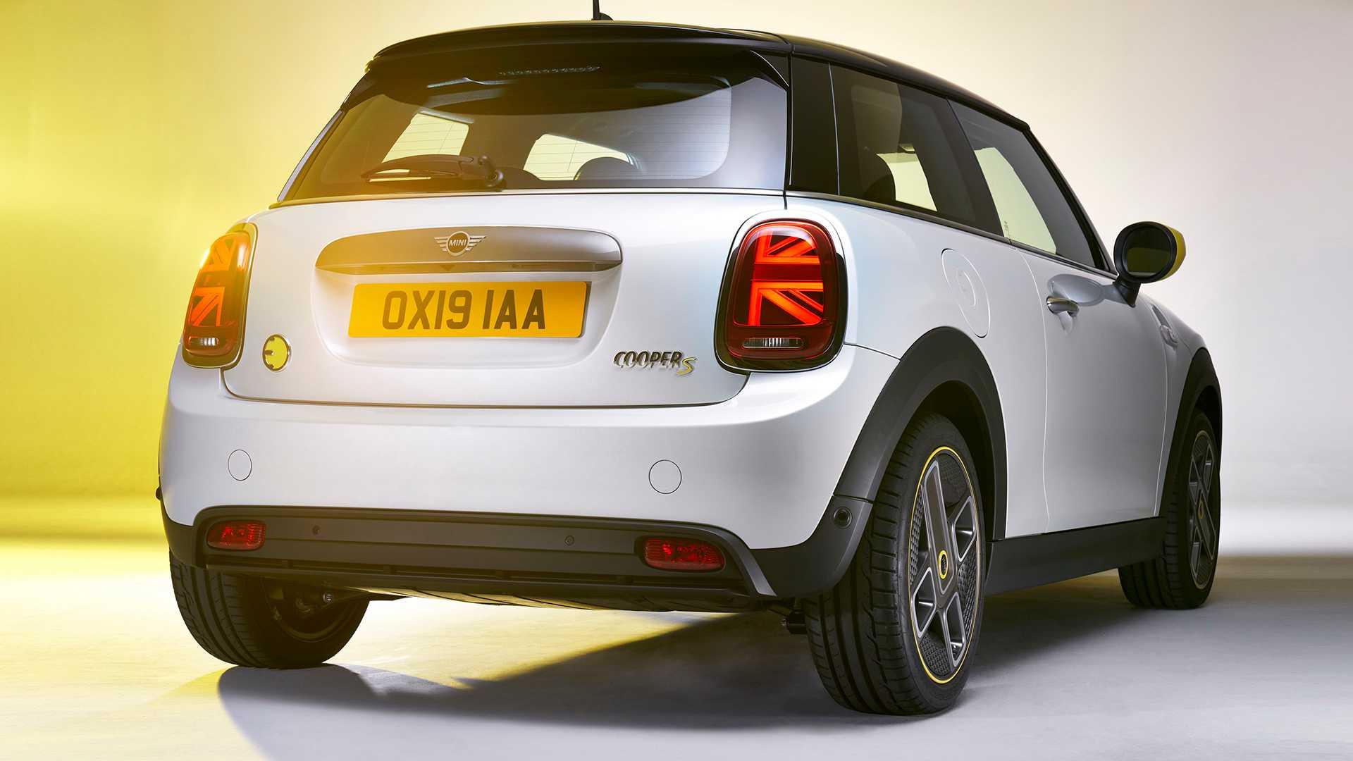 Mini Cooper SE 2020 รถยนต์ไฟฟ้าคันจิ๋วเคาะราคาไม่ถึงล้าน!