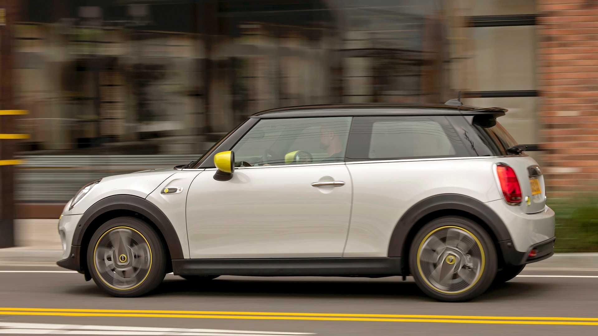 Mini Cooper SE 2020 รถยนต์ไฟฟ้าคันจิ๋วเคาะราคาไม่ถึงล้าน!