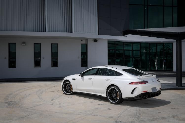 Mercedes-AMG GT 63 S 4MATIC+ คูเป้ 4 ประตู สปอร์ตสุดงามในราคาเฉียด 15 ล้าน