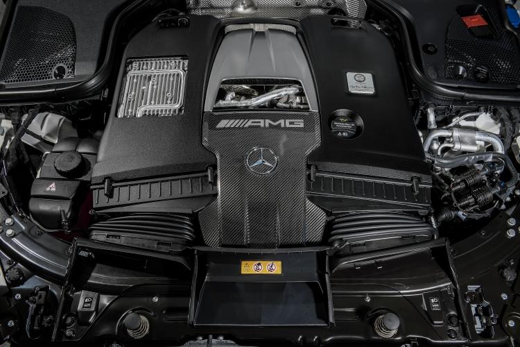 Mercedes-AMG GT 63 S 4MATIC+ คูเป้ 4 ประตู สปอร์ตสุดงามในราคาเฉียด 15 ล้าน