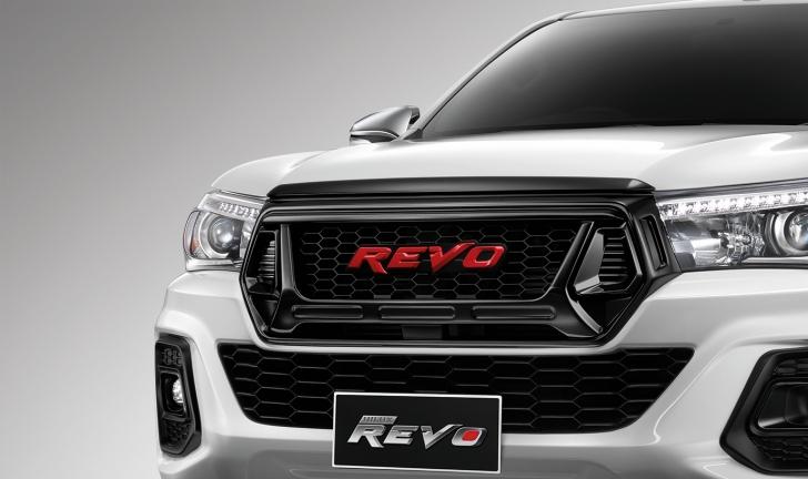 เพิ่มความแรงให้ Toyota Hilux Revo ด้วยชุดแต่งพิเศษพันธุ์ดุ