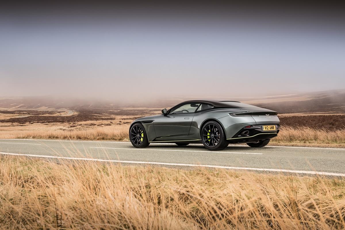 Aston Martin DB11 AMR PERFORMANCE สปอร์ต แรง ดูดี มีสไตล์