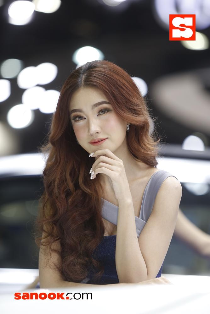 Motor Expo 2019: เปิดไหล่ใจสะท้าน! รวมภาพความขาวเนียนสาวๆ พริตตี้ (EP.1)