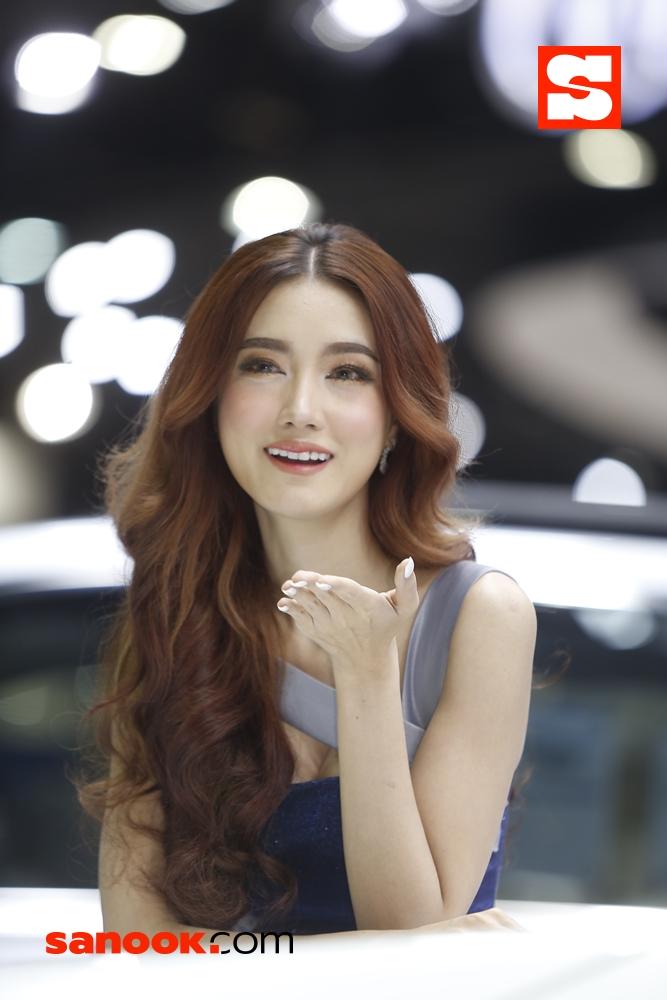 Motor Expo 2019: เปิดไหล่ใจสะท้าน! รวมภาพความขาวเนียนสาวๆ พริตตี้ (EP.1)