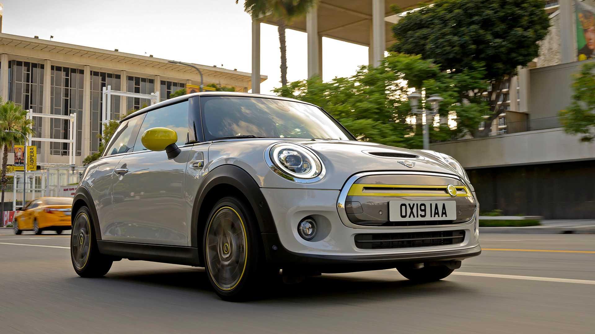 รถยนต์ไฟฟ้า Mini Cooper SE 2020 เปิดจองพร้อมความสนใจแบบถล่มทลาย