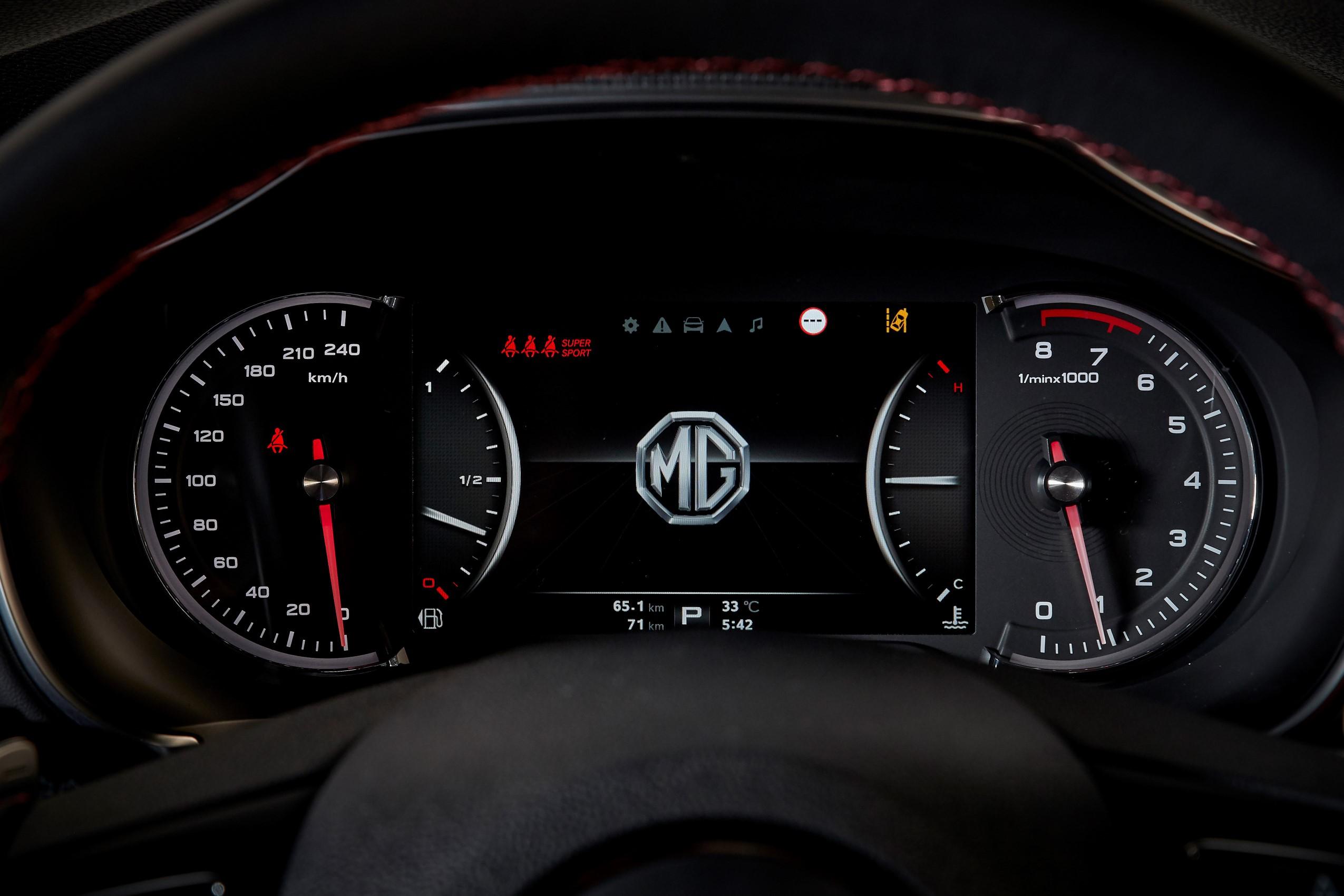 เฮดังๆ! รถยนต์ MG 3 รุ่น คว้า 2 รางวัลใหญ่ ทั้งเรื่องความปลอดภัยและคุณภาพ