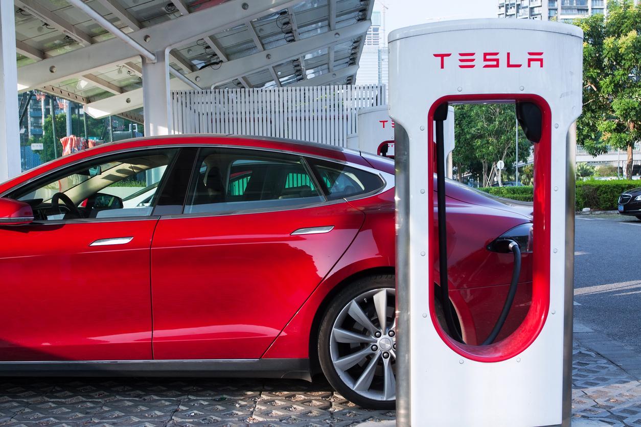 Tesla ได้รับอนุมัติกู้เงินจากธนาคารแดนมังกร สู่ราคาที่จับต้องได้สำหรับรถยนต์ที่จะขายในจีน