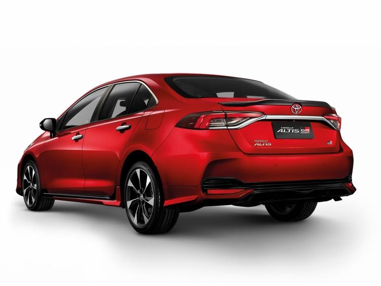 Corolla Altis รถยนต์รุ่นที่ 3 ของ Toyota ผ่านมาตรฐานความปลอดภัยระดับ 5 ดาว