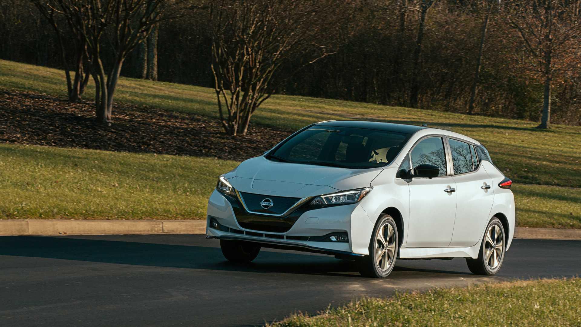 Nissan Leaf 2020 อัปเกรดเพียบ! ทัชสกรีนยาวขึ้น แถมเพิ่มฟีเจอร์ความปลอดภัย