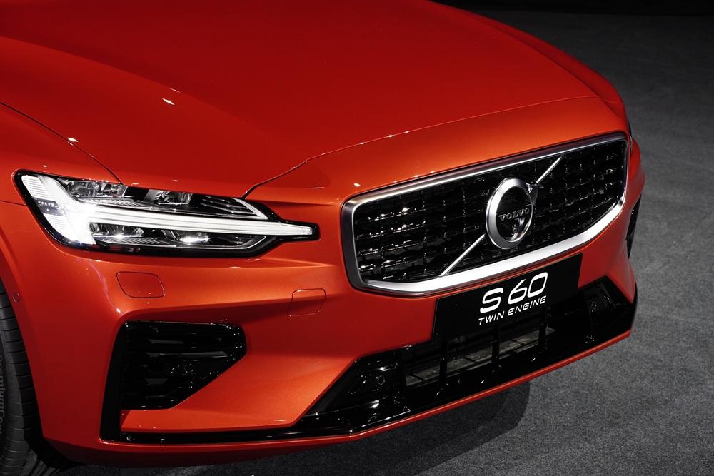 ส่องราคา All-new Volvo S60 ทั้ง 2 รุ่นย่อย กับความงดงามเกินตัวเลข