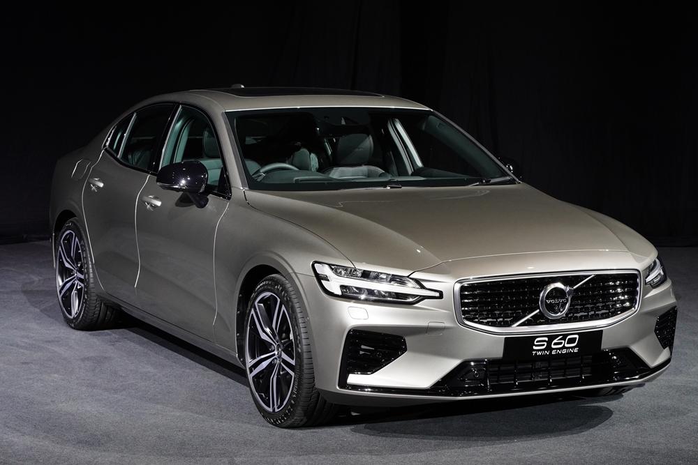 สวยล้ำสุดพรีเมียม! All-new Volvo S60 กับงานดีไซน์สุดประณีต