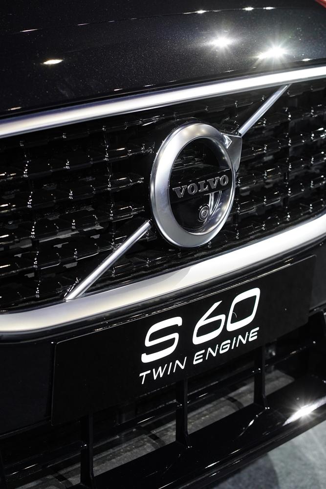 สวยล้ำสุดพรีเมียม! All-new Volvo S60 กับงานดีไซน์สุดประณีต