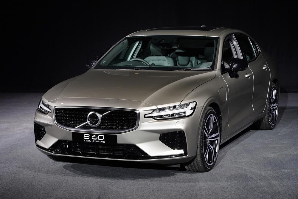 สวยล้ำสุดพรีเมียม! All-new Volvo S60 กับงานดีไซน์สุดประณีต