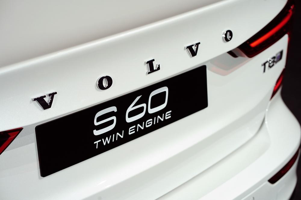 สวยล้ำสุดพรีเมียม! All-new Volvo S60 กับงานดีไซน์สุดประณีต