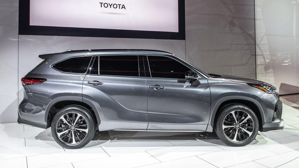 Toyota Highlander XSE 2021 ดีไซน์ใหม่แกะกล่อง เตรียมเปิดตัวแดนมะกันเร็วๆ นี้