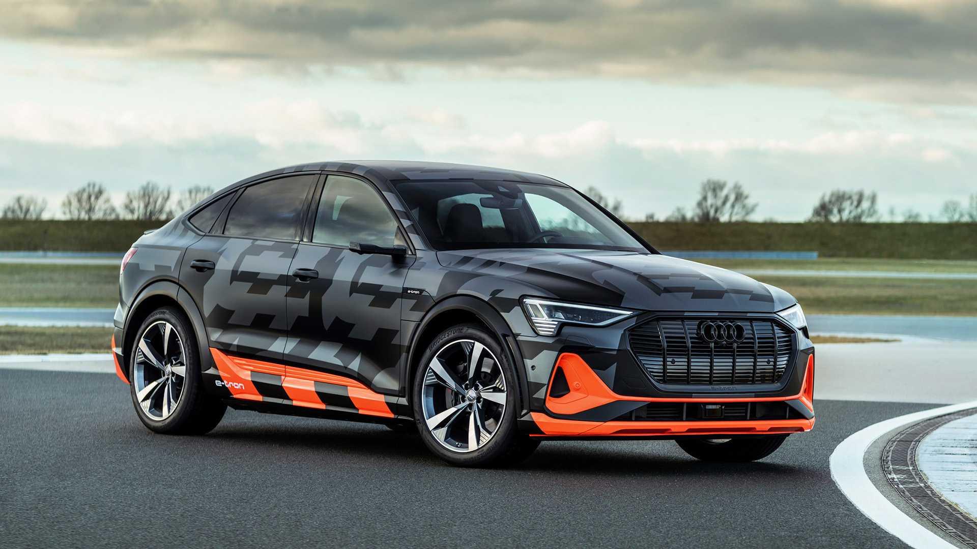แรงกว่าเดิม! Audi e-tron S 2020 รถอเนกประสงค์ 3 มอเตอร์ไฟฟ้าเอาใจขาซิ่ง
