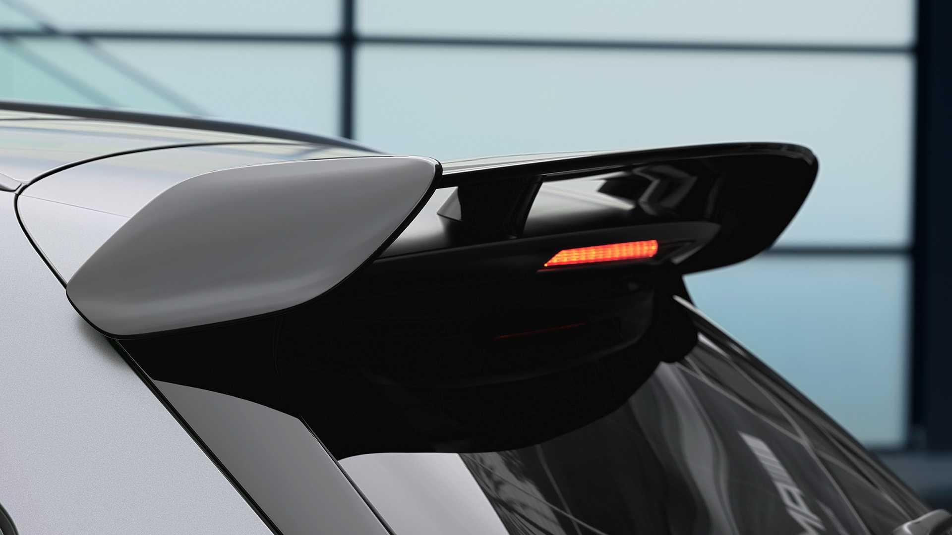 Mercedes-AMG GLA 45 2021 อเนกประสงค์ไซส์เล็ก สปอร์ตหรูหรายืนหนึ่ง