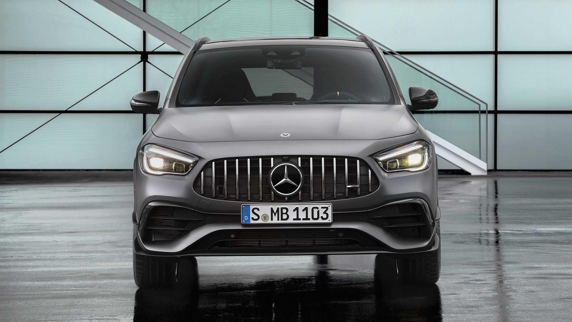 Mercedes-AMG GLA 45 2021 อเนกประสงค์ไซส์เล็ก สปอร์ตหรูหรายืนหนึ่ง