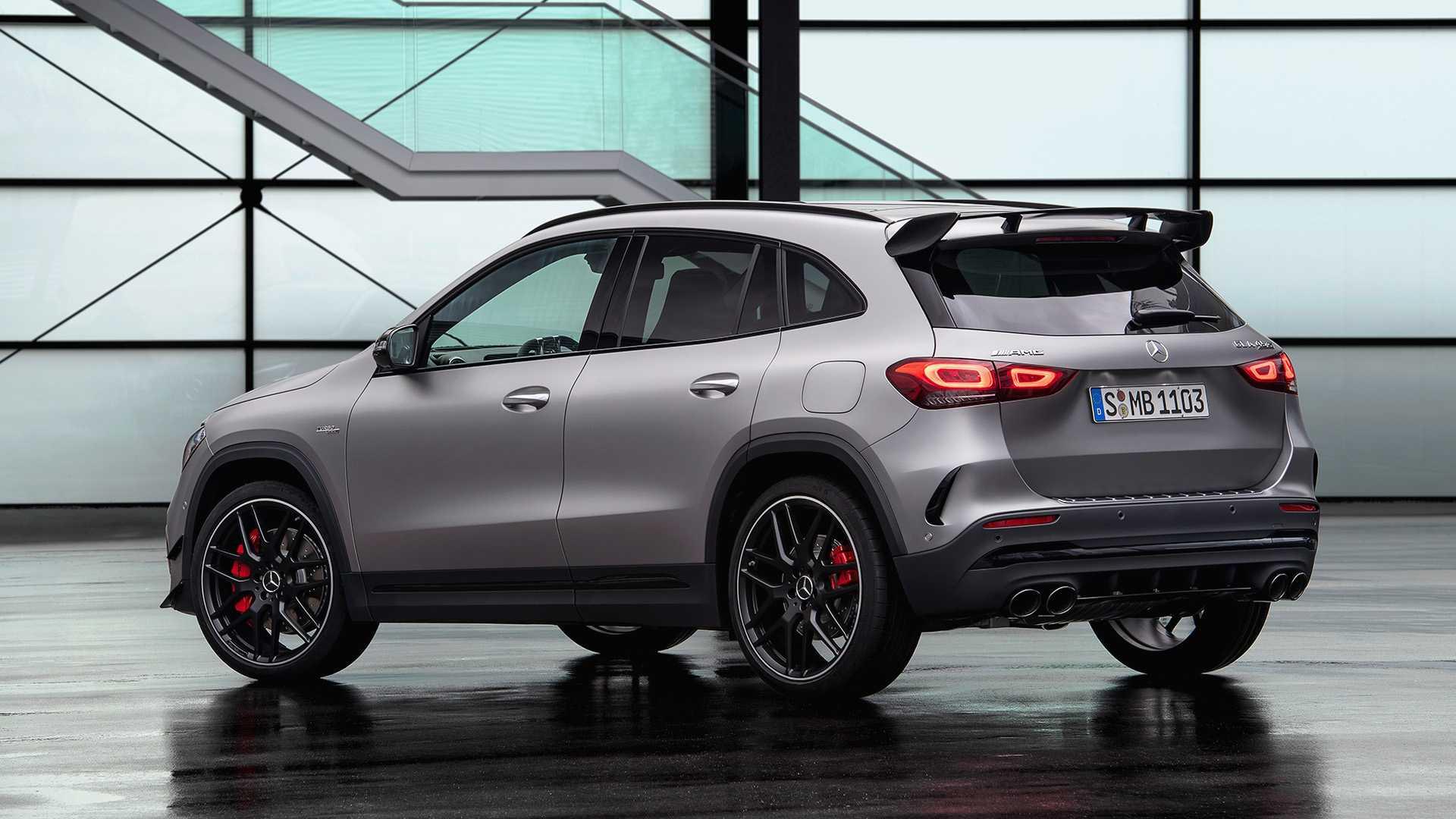 Mercedes-AMG GLA 45 2021 อเนกประสงค์ไซส์เล็ก สปอร์ตหรูหรายืนหนึ่ง