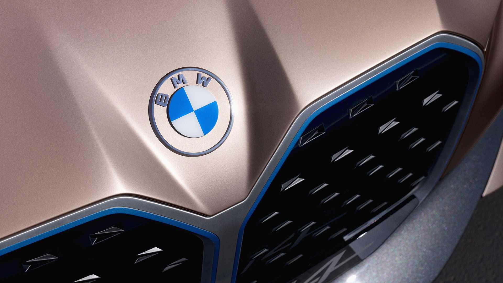 BMW เปลี่ยนโลโก้แล้ว! ทันสมัยต้อนรับยุคดิจิทัลอย่างเต็มตัว