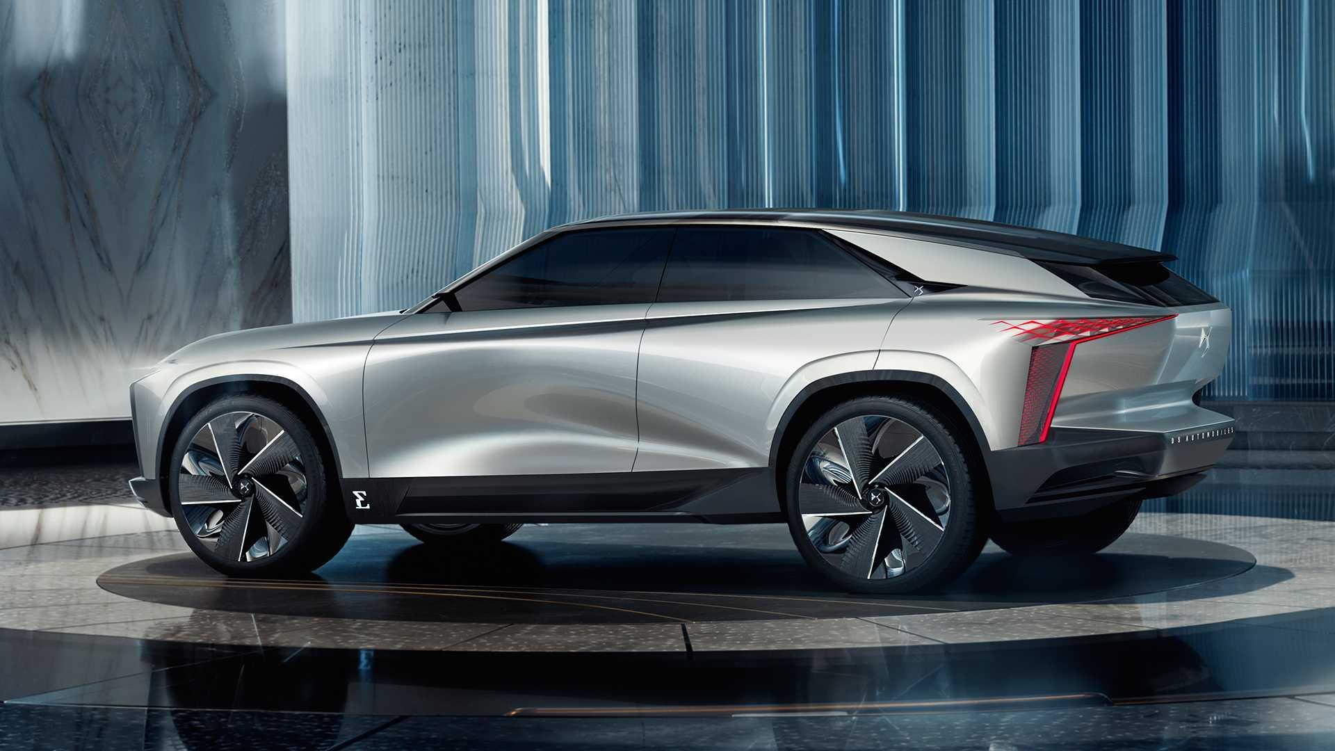 DS Aero Sport Lounge รถยนต์ไฟฟ้าต้นแบบ สั่งการเพียงแค่โบกมือ