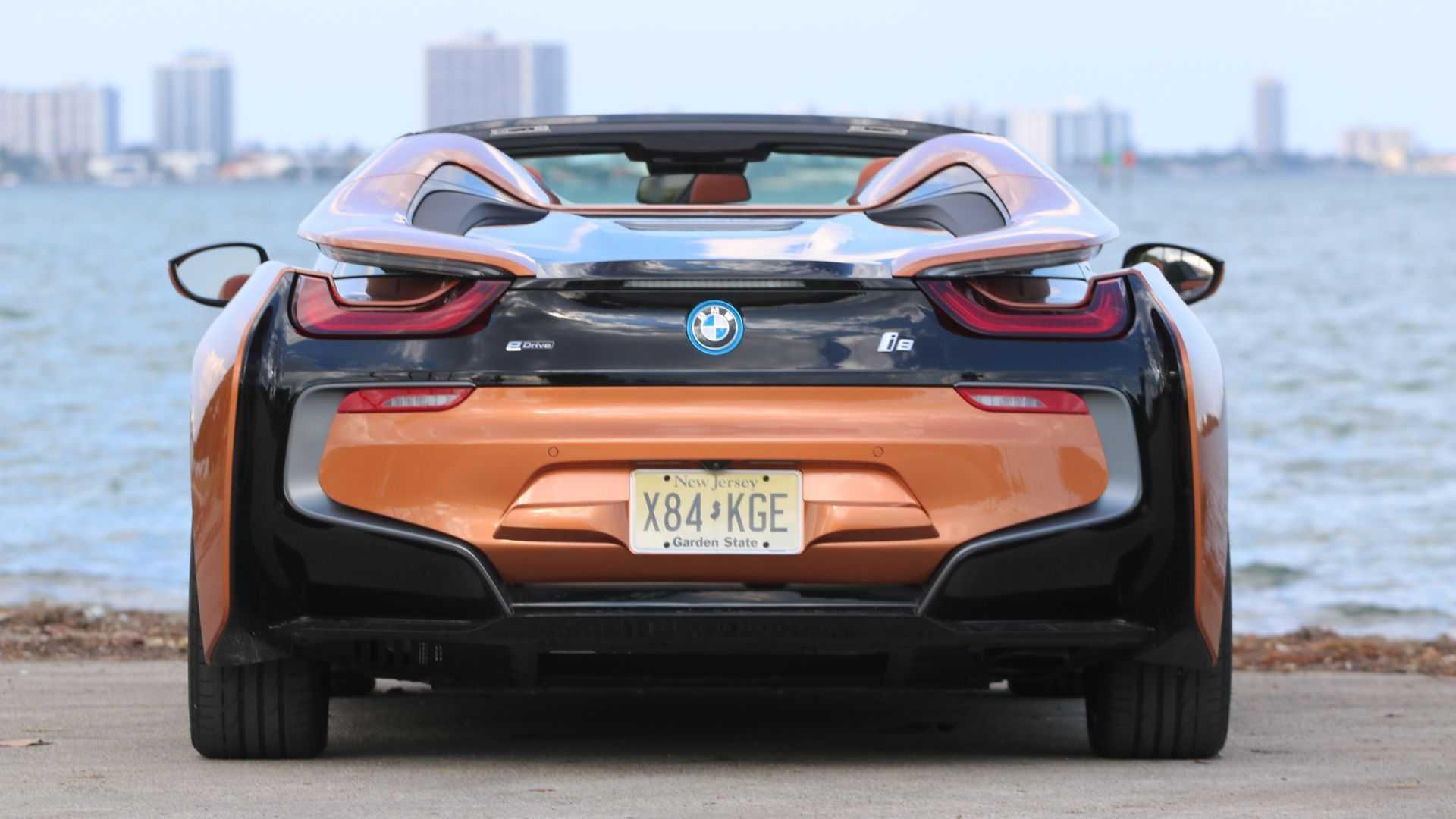 เหลือชื่อไว้เป็นตำนาน! BMW i8 เตรียมหยุดการผลิตในเดือนเมษายนนี้