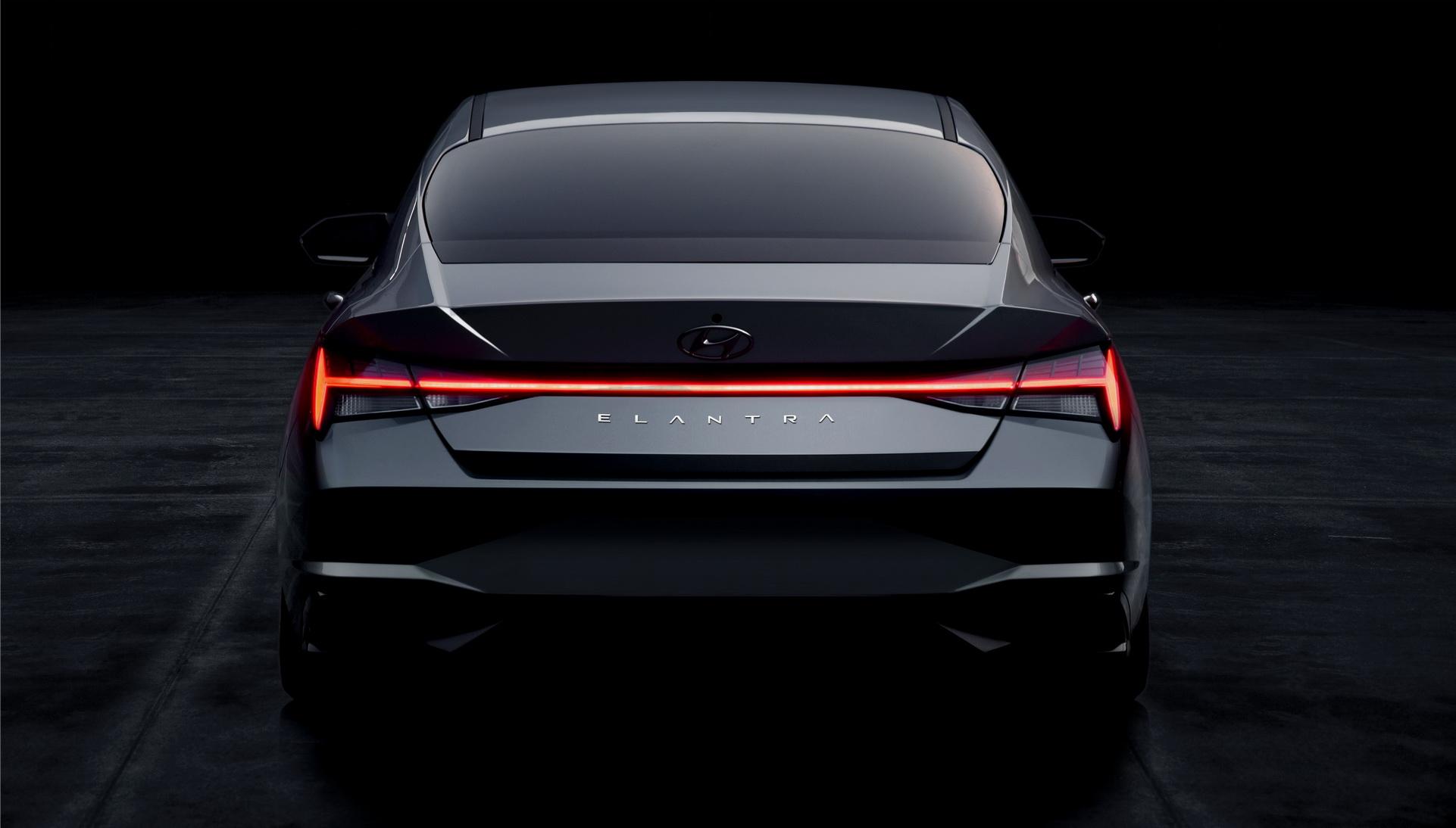 เปิดโฉม Hyundai Elantra 2021 กับดีกรีความโฉบเฉี่ยวที่เพิ่มมากขึ้น