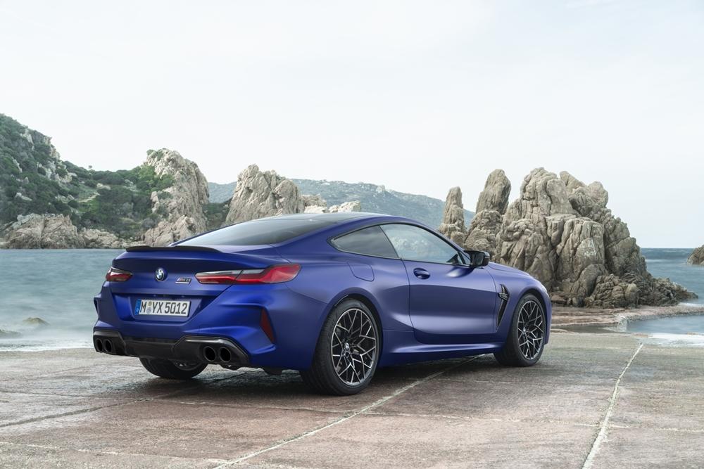 ตัวแรงมาแล้ว! BMW M8 Competition Coupe ปราดเปรียวยืนหนึ่งในราคา 17.99 ล้าน