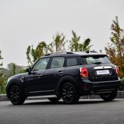 MINI Cooper S Countryman Hightrim คลาสสิคเหมือนเดิม เพิ่มเติมคือระบบเกียร์ใหม่