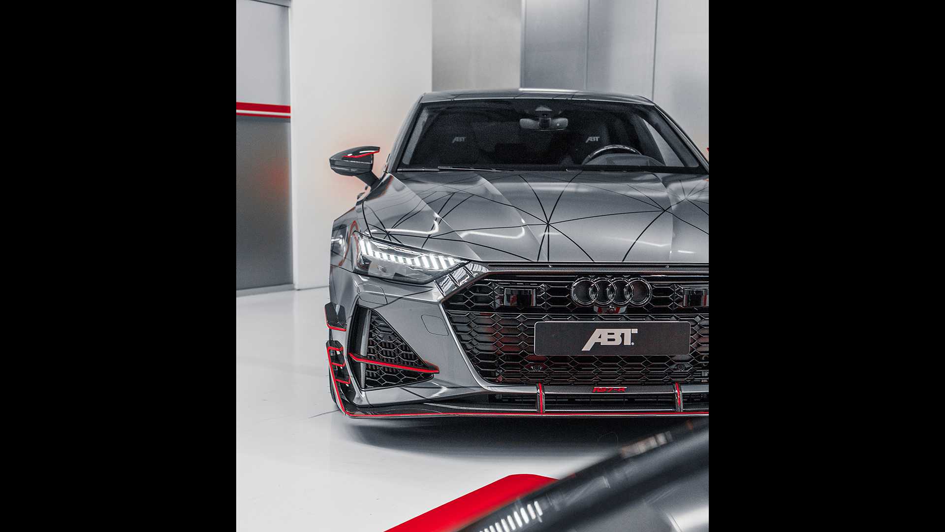 Audi RS7-R กับสมรรถนะที่โหดขึ้น และลายกราฟิกสุดโดดเด่นคล้ายไอ้แมงมุม