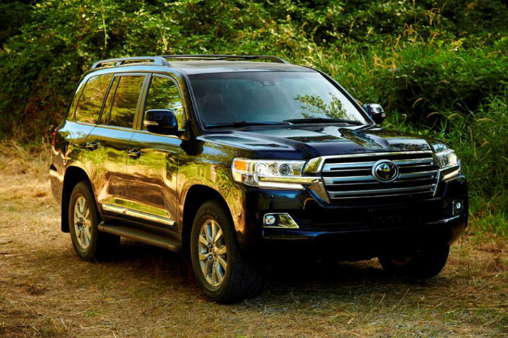 หรูหราเท่าคันจริง! Toyota Land Cruiser เวอร์ชั่นปลอมสุดแนบเนียนในประเทศจีน (คลิป)