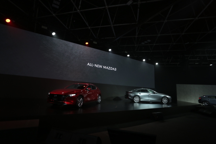 ปรบมือ! All-new Mazda3 คว้ารางวัลรถยนต์ออกแบบยอดเยี่ยมของโลกประจำปี 2020