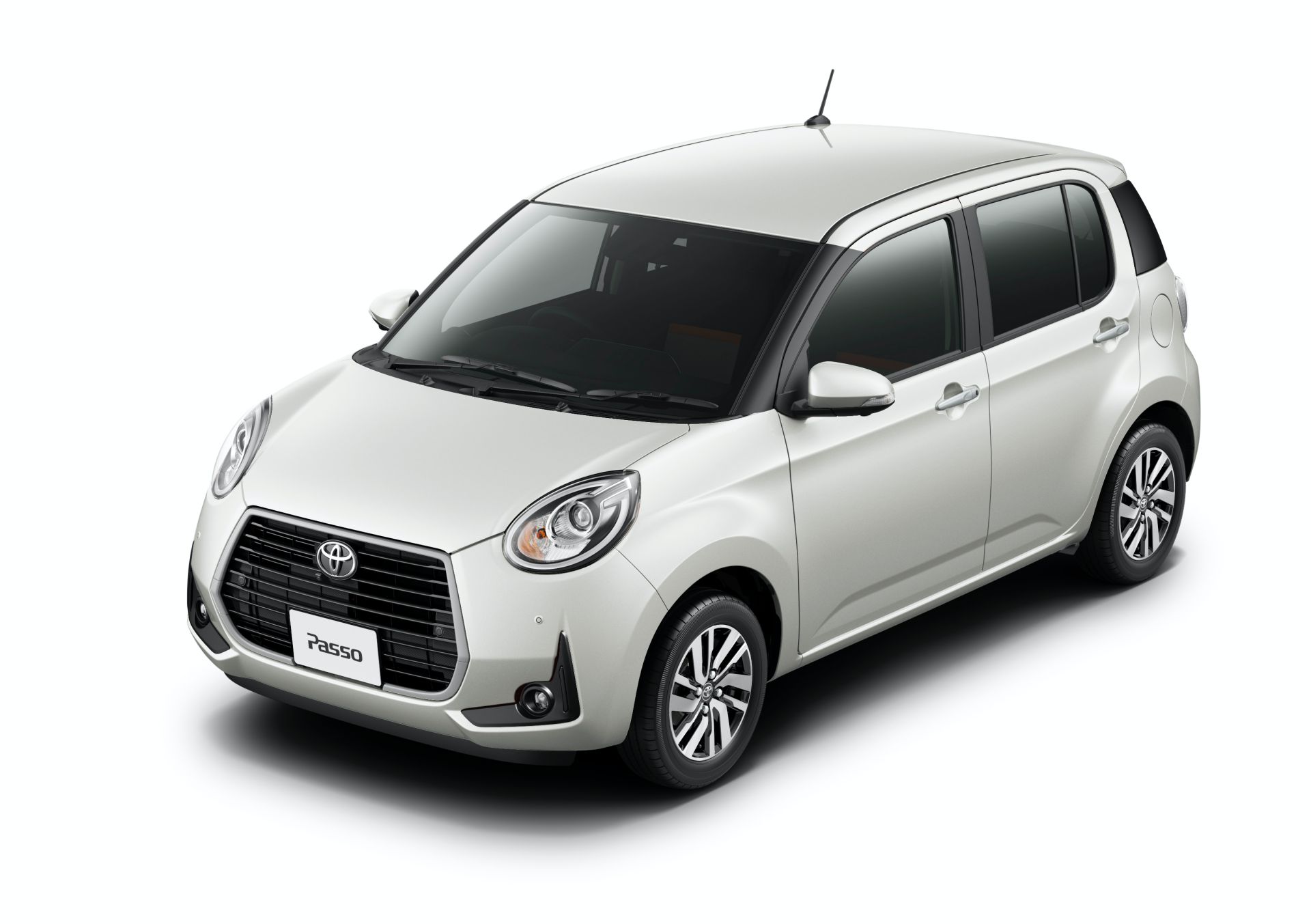 ให้มันเป็นสีชมพู! Toyota Passo Moda Charm รถจิ๋วเพื่อสาวญี่ปุ่น