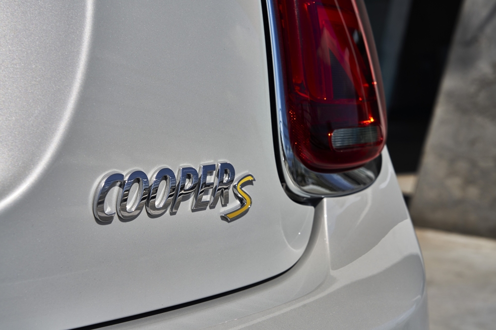 งานเข้าอย่างจัง! MINI Cooper SE ตัดสินใจเปลี่ยนชื่อล้อ หลังชื่อซ้ำไวรัสโคโรนา