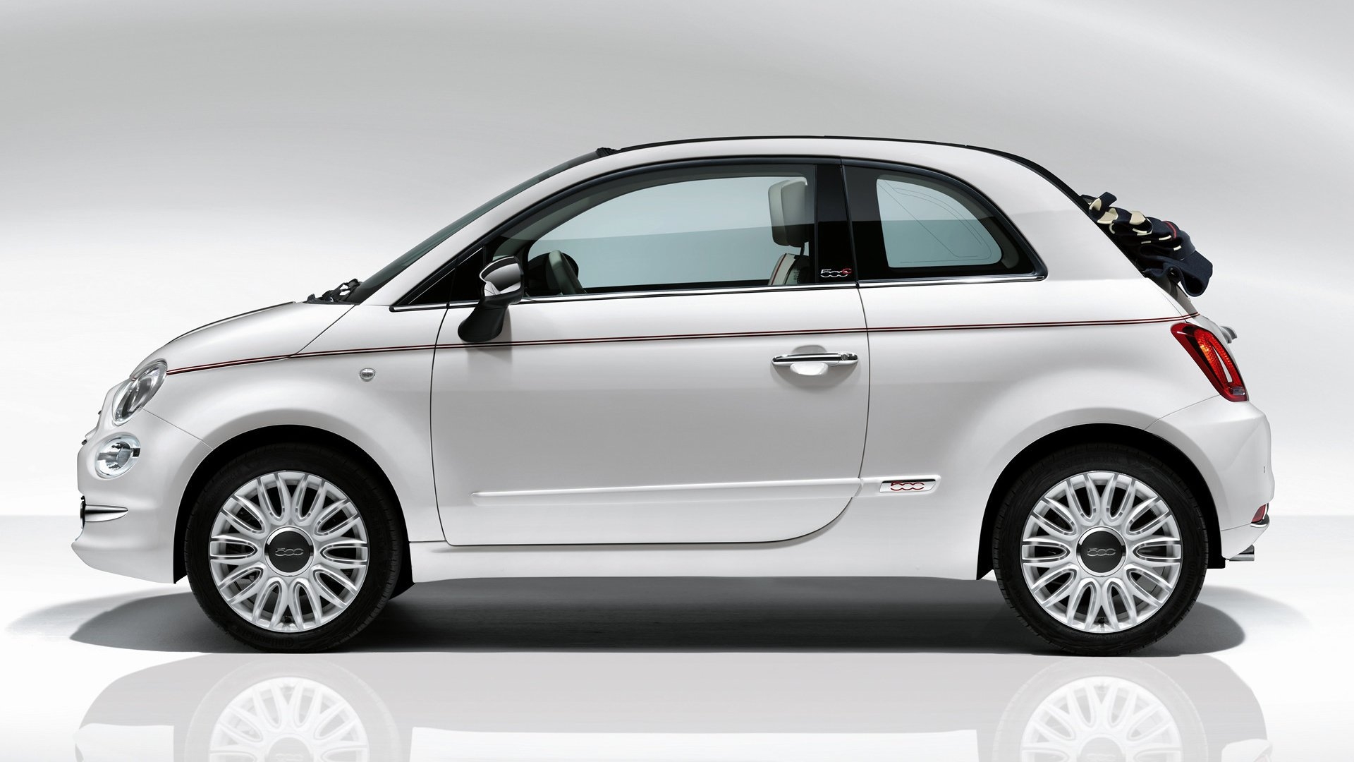 30 คันเท่านั้น! ส่อง Fiat 500C Dolcevita รถเล็กเปิดประทุนสุดฮิต