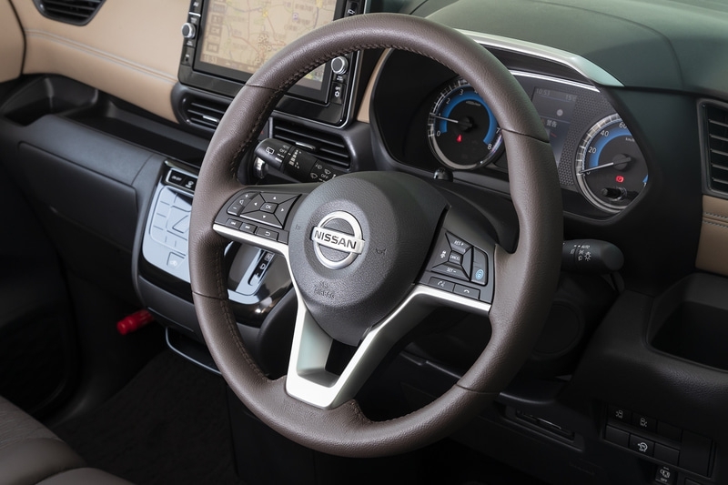 อัดเเน่นเกินราคา! Nissan Roox โฉม Highway Star วางขายญี่ปุ่นเท่านั้น