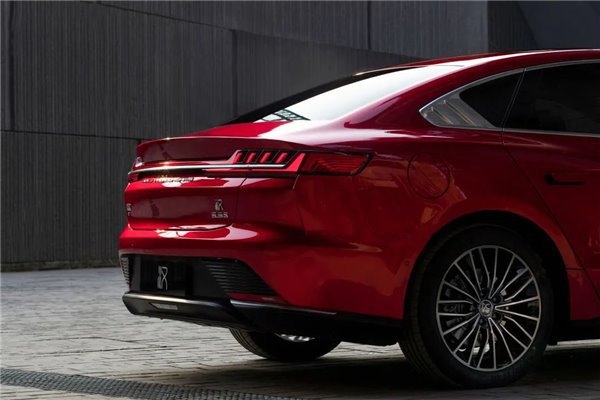 เปิดหน้าลุยตลาดยุโรป! BYD Han EV รถยนต์ไฟฟ้าจีนพร้อมชน Tesla Model 3