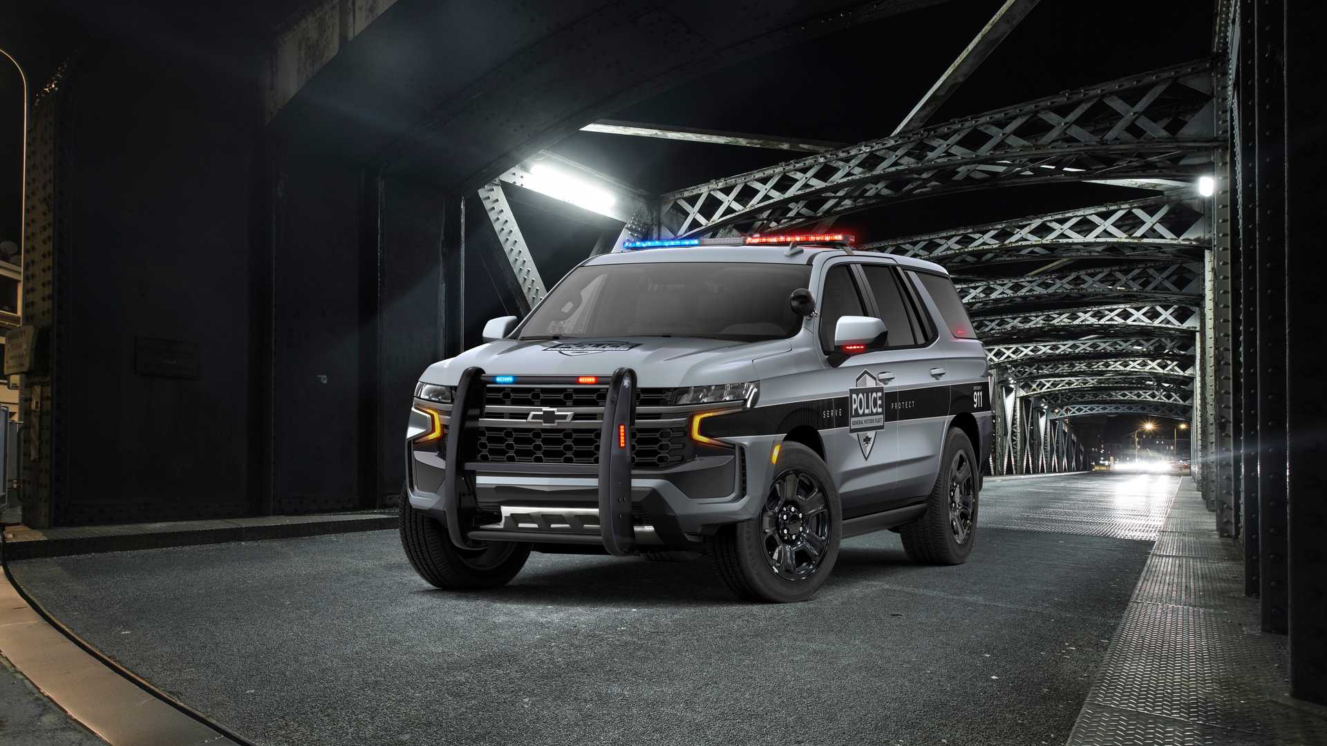 ลุยก็ได้ ไล่ล่าก็ดี! ชม Chevrolet Tahoe 2021 เวอร์ชั่นรถตำรวจมะกัน