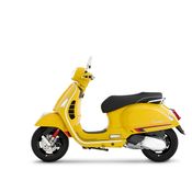 เรโทรนิดๆ สปอร์ตหน่อยๆ! Vespa GTS Super Sport 300 HPE ค่าตัวสองแสนเศษ