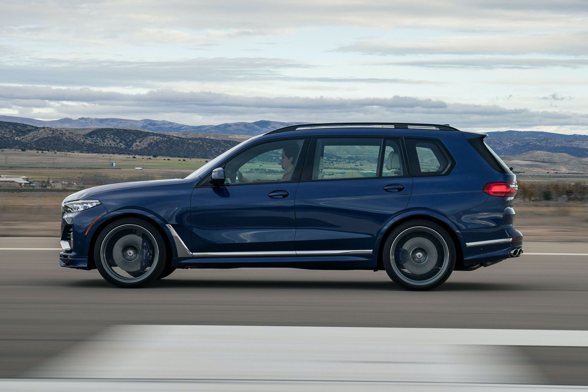 จากความหรูสู่สปอร์ต! BMW Alpina XB7 เตรียมจำหน่ายปี 2021 เคาะเริ่ม 4.5 ล้าน