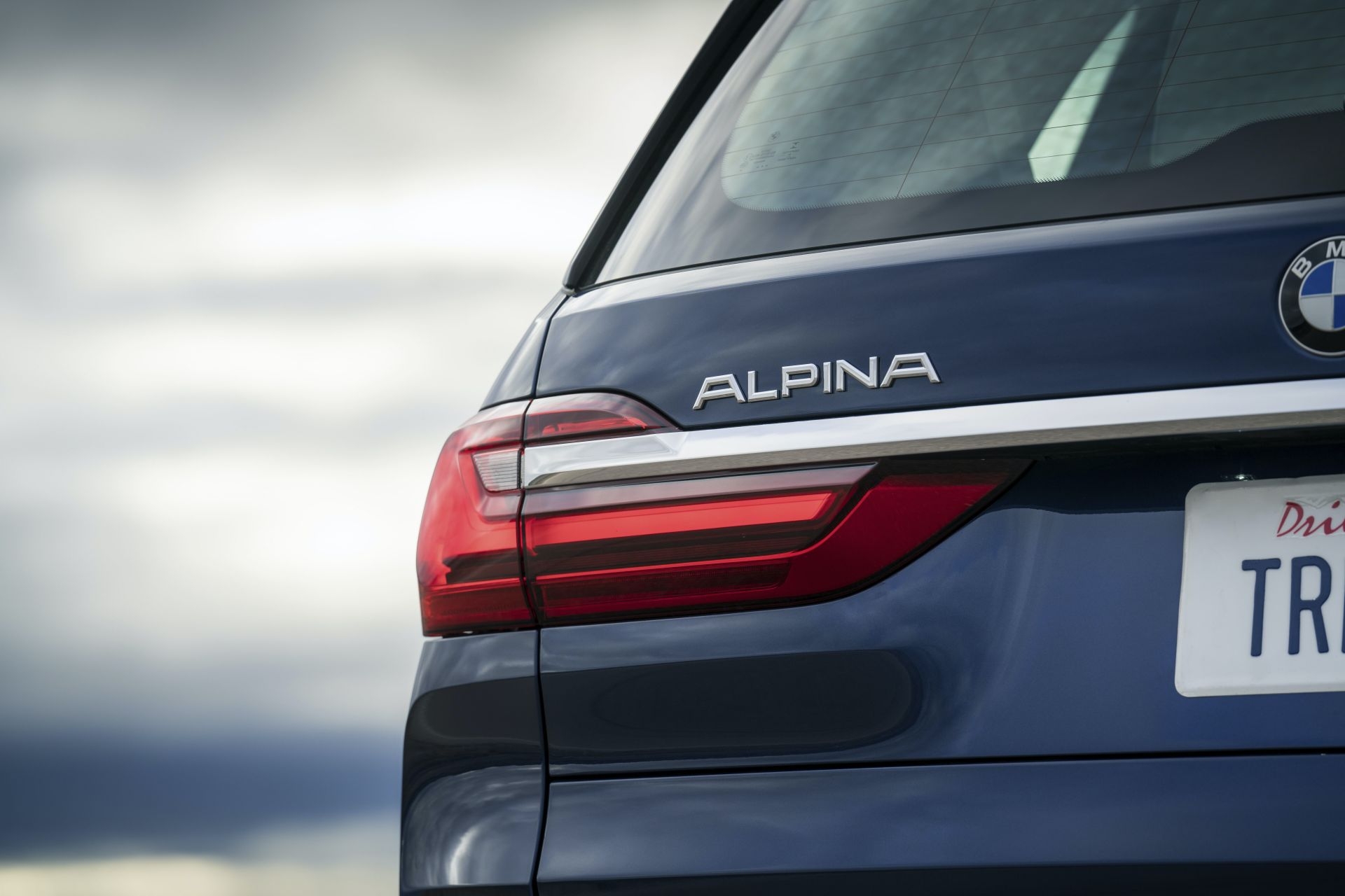 จากความหรูสู่สปอร์ต! BMW Alpina XB7 เตรียมจำหน่ายปี 2021 เคาะเริ่ม 4.5 ล้าน