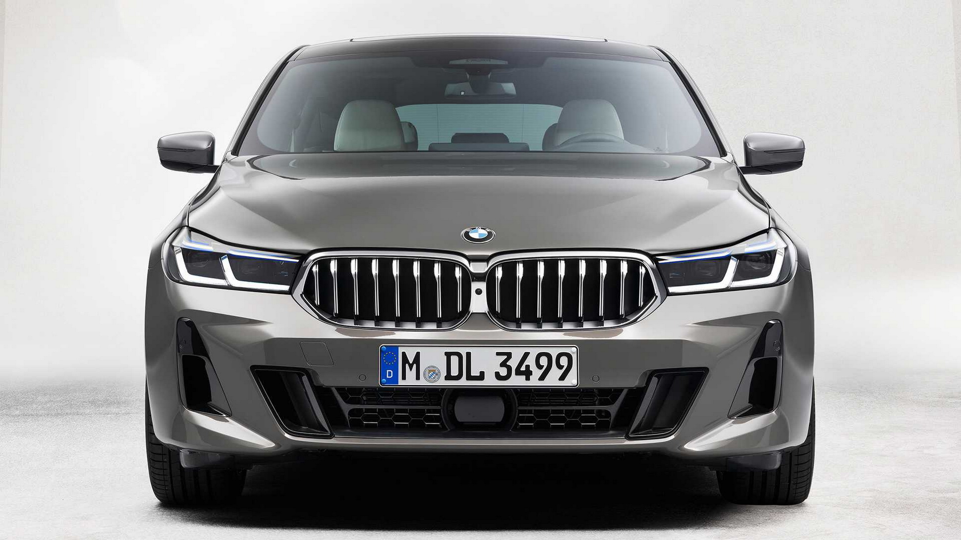 BMW 6-Series GT 2021 เผยโฉมแล้ว ดีไซน์ด้านหน้าใหม่ และเทคโนโลยีไมลด์ไฮบริด