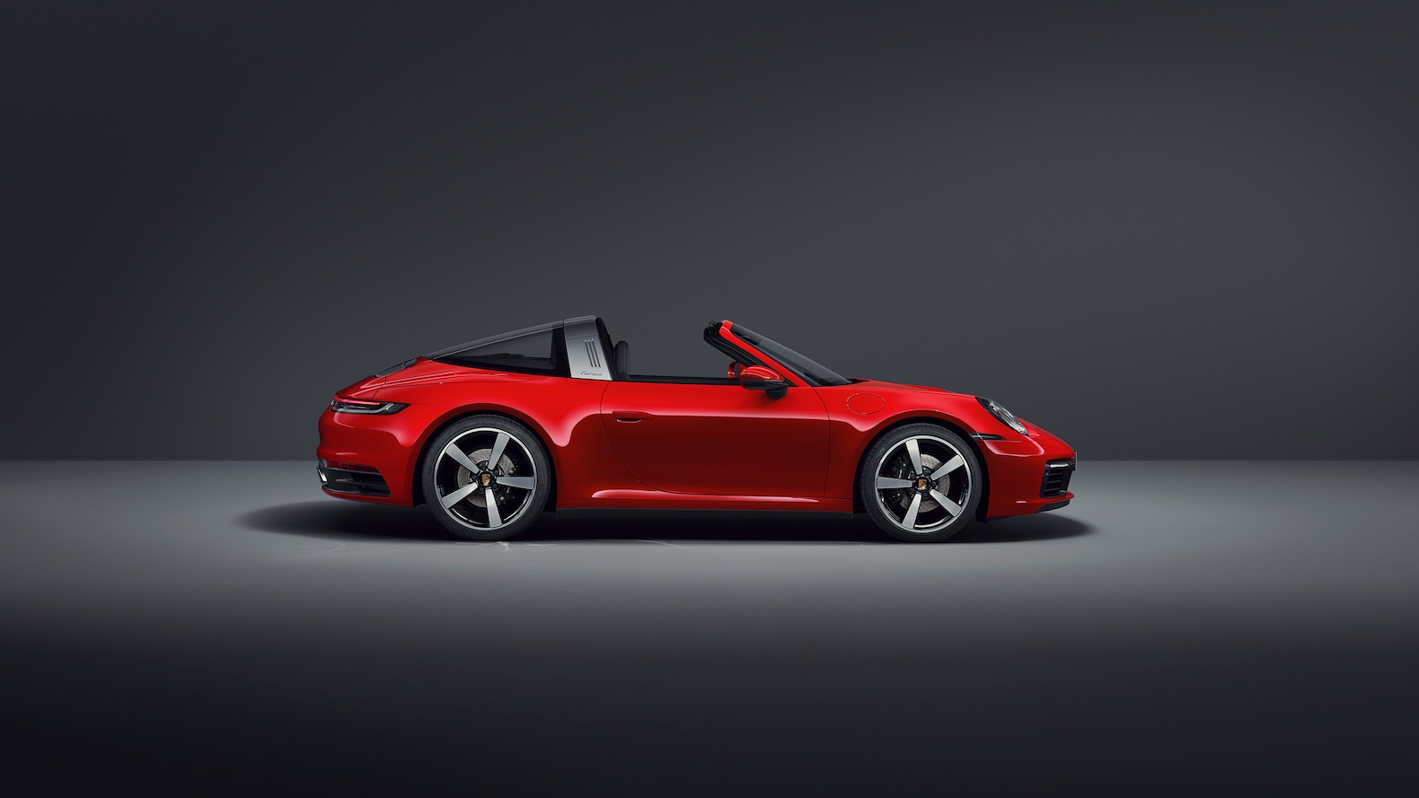 สเปกละเอียดยิบ The new Porsche 911 Targa ตำนานรถสปอร์ตเปี่ยมเอกลักษณ์