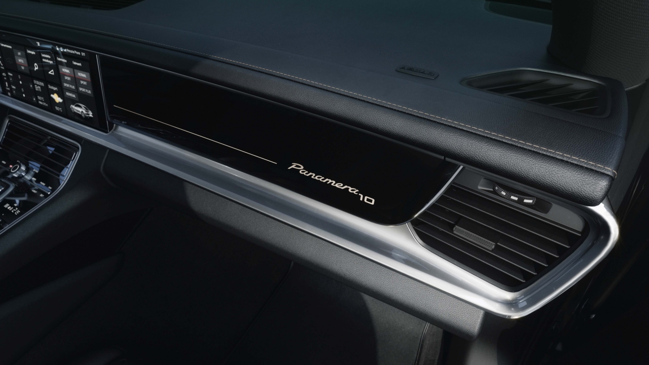 10 ปีเข้าให้แล้ว! เปิดตัว Porsche Panamera 10 Years Edition เคาะเริ่ม 8.5 ล้าน