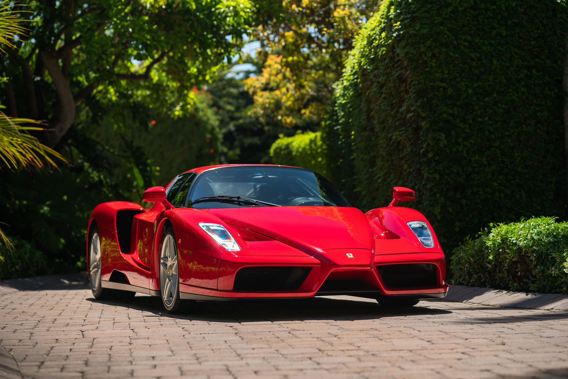 สุดจัด! Ferrari Enzo 2003 กลายเป็นรถราคาแพงที่สุดในการประมูลบนโลกออนไลน์ (ภาพ)