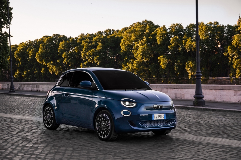 เพิ่ม 3 สีใหม่! Fiat 500 EV La Prima ไซส์เล็กพลังงานไฟฟ้าที่ชาร์จเร็วขึ้น