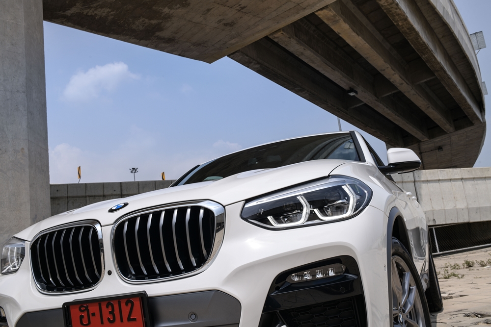 BMW X4 xDrive20d M Sport X คูเป้สุดโฉบเฉี่ยว เท่ๆ ในราคาเฉียด 4 ล้าน