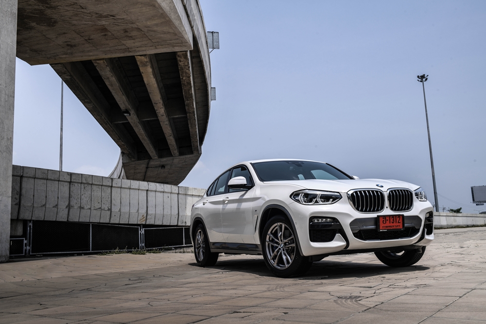 BMW X4 xDrive20d M Sport X คูเป้สุดโฉบเฉี่ยว เท่ๆ ในราคาเฉียด 4 ล้าน