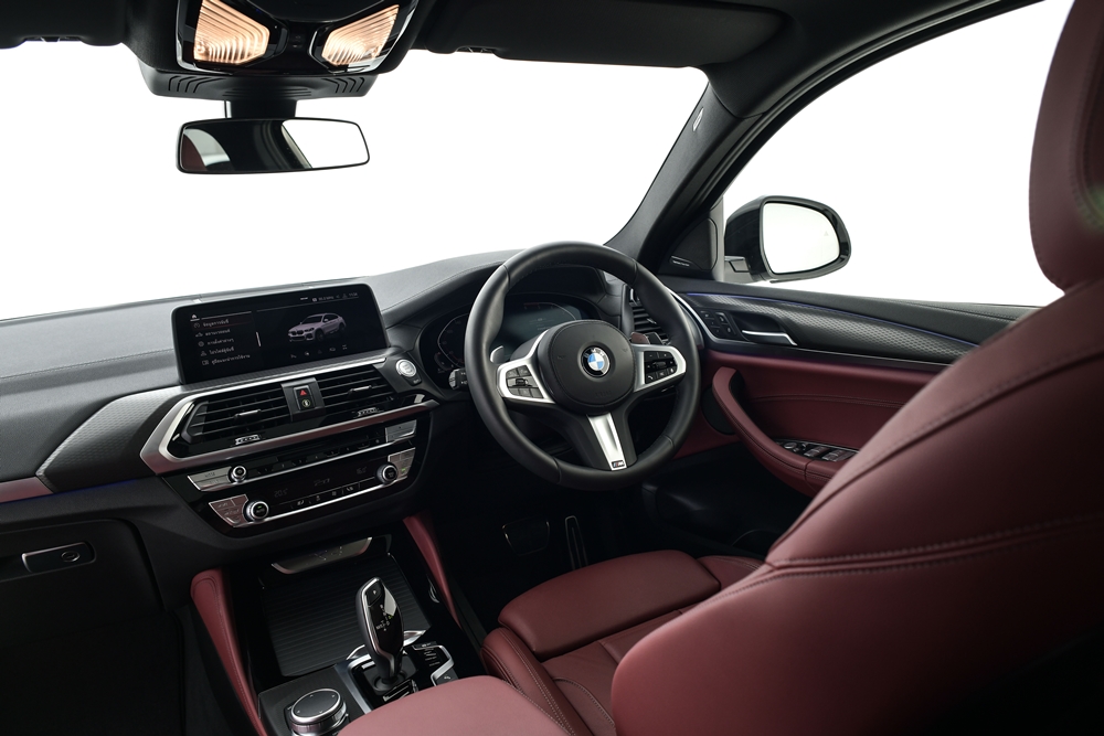 BMW X4 xDrive20d M Sport X คูเป้สุดโฉบเฉี่ยว เท่ๆ ในราคาเฉียด 4 ล้าน