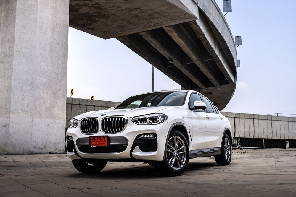 BMW X4 xDrive20d M Sport X คูเป้สุดโฉบเฉี่ยว เท่ๆ ในราคาเฉียด 4 ล้าน